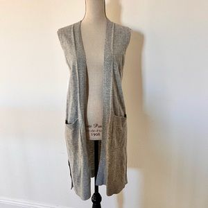 Neiman Marcus Cashmere Collection Long 100% Cashere Vest Slide Slits Gray Size M